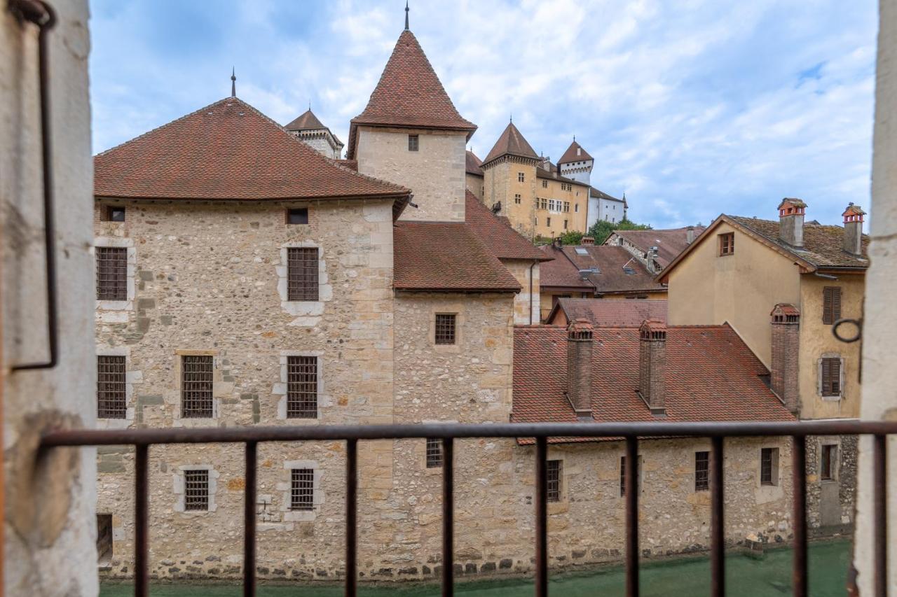Les Suites D'Anniciaca - Hyper Centre Avec Vue Sur Le Chateau 안시 외부 사진